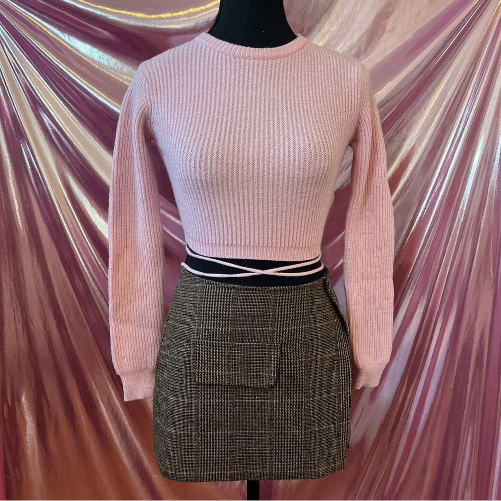 Adika pink cropped sweater